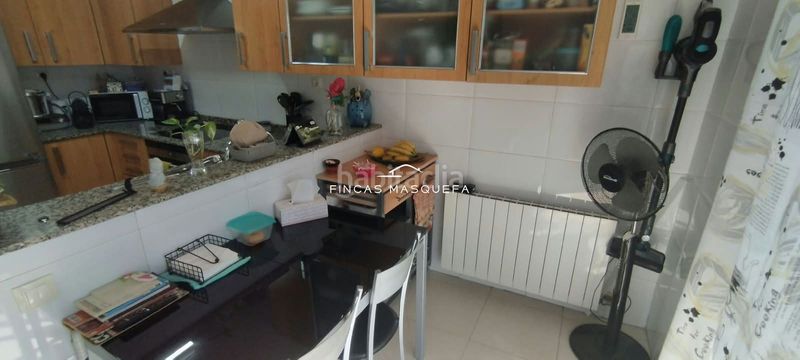 Foto dd32505a-1afa-4127-aace-b4e60debaba9. Casa adossada amb calefacció aparcament a Masquefa
