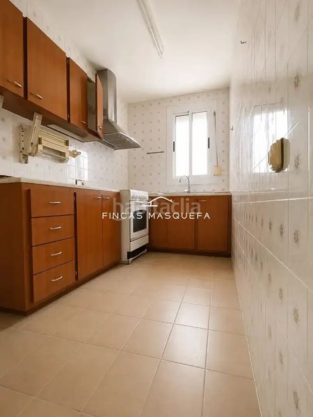 Foto c7e90983-f8bd-4c3e-8f65-681e1bbb1410. Ático en major carrer sant francesc , en Pallejà