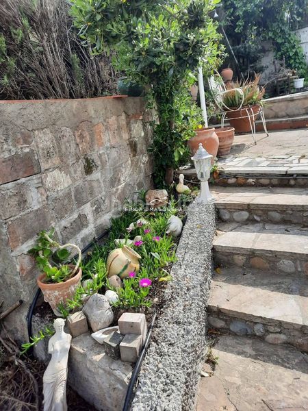 Foto e521ed16-5516-4150-8ec0-5186e9b69f4b. House with parking pool in Sant Esteve Sesrovires