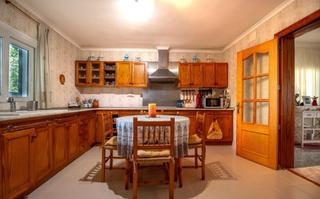 Country house  Consell