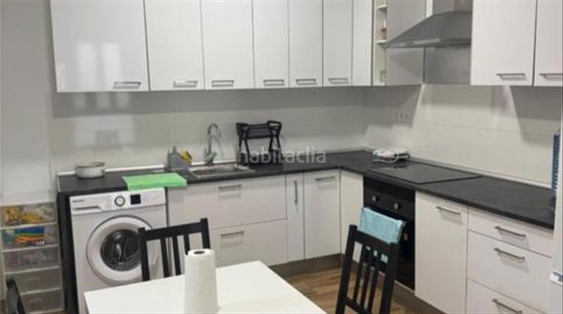 Foto 598683df-2fa4-4fbf-a9b7-5ec5da28f749. Appartement dans Torrefiel Valencia