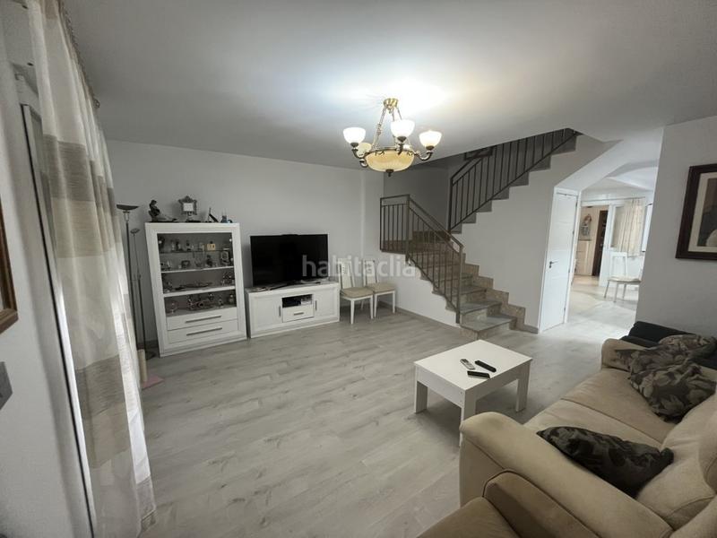 Foto caa7f6df-a09c-4848-8321-6cd087efeaa6. Zweistöckige wohnung mit parking in Cieza