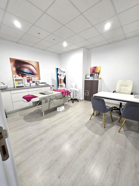 Foto b67d7495-5d66-4879-a20d-5cfad67ce51d. Alquiler local comercial en Ruta de la Plata Cáceres