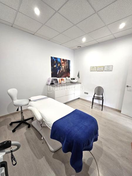 Foto c4fee2a6-ea11-4448-9518-b8d21d744851. Alquiler local comercial en Ruta de la Plata Cáceres