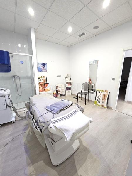 Foto fa542e13-231f-4f30-b587-87da73b4dc59. Lloguer local comercial a Ruta de la Plata Cáceres