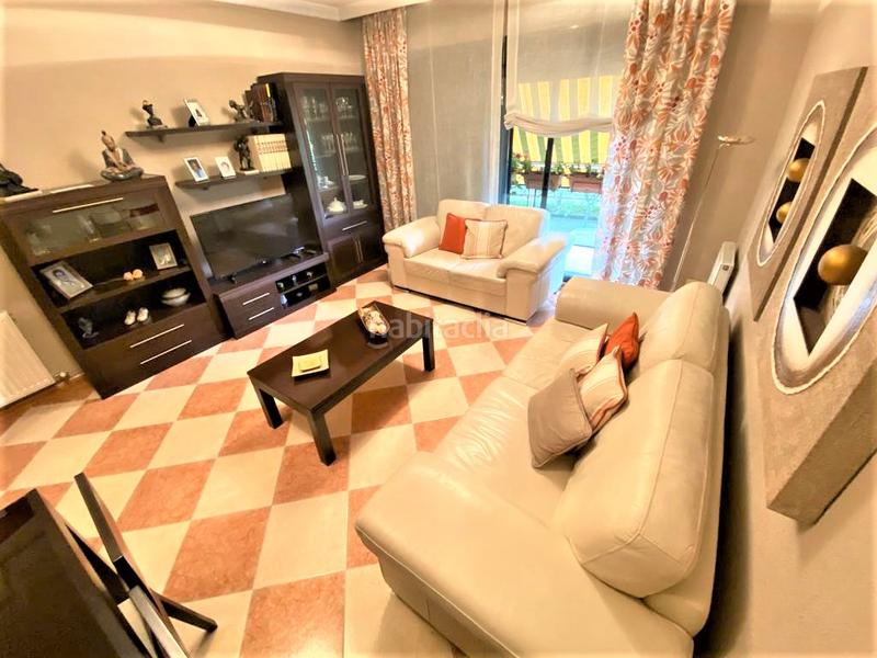 Foto 960c0353-83b3-44b8-bc27-99883287b7fd. Miete etagenwohnung mit heizung in Casco Antiguo Cáceres