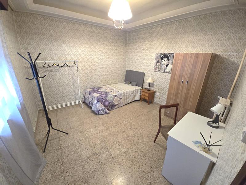 Foto 934d923b-5267-4ba9-8d56-c1d39cdb3d56. Miete etagenwohnung mit heizung in Centro Cáceres