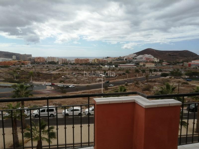 Foto 54ad1b38-31a2-487c-895a-2dc268e0b920. Dúplex amb piscina a Los Cristianos Arona