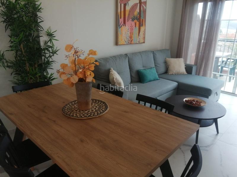 Foto b23555b4-1a37-476a-b753-f91aaef09f24. Zweistöckige wohnung mit pool in Los Cristianos Arona