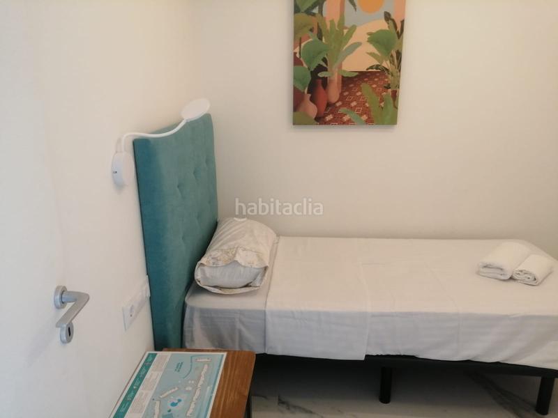 Foto f8c37a8b-06d2-4efb-b076-d15cb479fd62. Zweistöckige wohnung mit pool in Los Cristianos Arona
