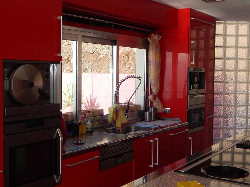 Foto 17fd2fee-214b-4a70-8f26-b012aeebafe2. Chalet with heating parking pool in Torviscas Centro y Alto Adeje