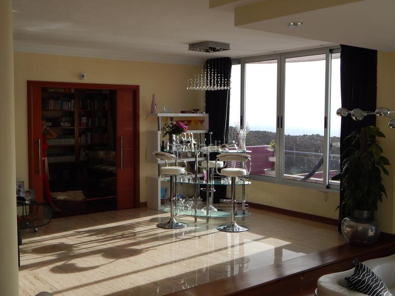 Foto b741ae4a-2c28-41b1-a20f-a9743a60011f. Chalet avec chauffage parking piscine dans Torviscas Centro y Alto Adeje