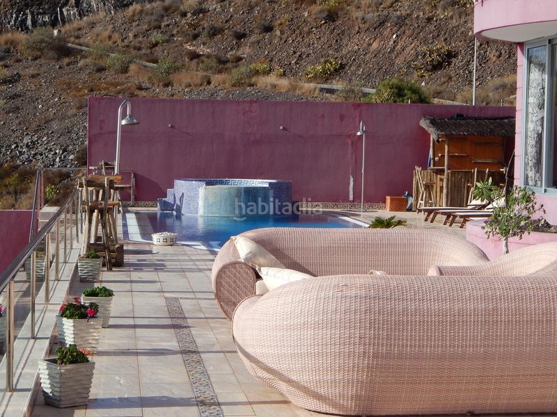 Foto cd736e9b-eb42-43f5-8dee-0f78054aff84. Chalet avec chauffage parking piscine dans Torviscas Centro y Alto Adeje
