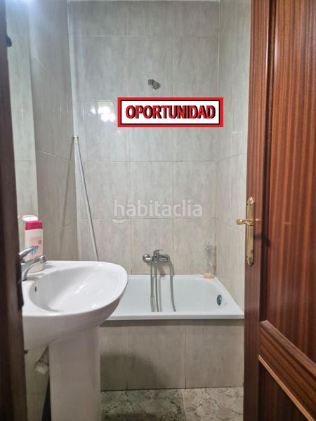Foto cf6f4726-3c0e-4a7e-bfc2-1bae9deb4efa. Appartement dans Torrefiel Valencia