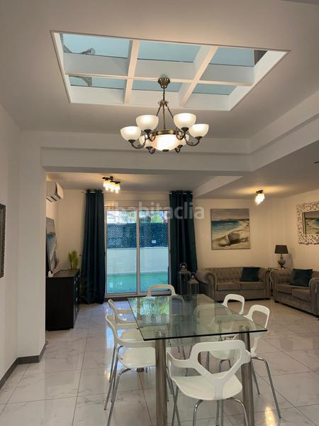 Foto d9804313-02ec-49f6-b36c-9cf9ed8505d9. Casa adossada amb aparcament a Playa Fañabé Alto Adeje