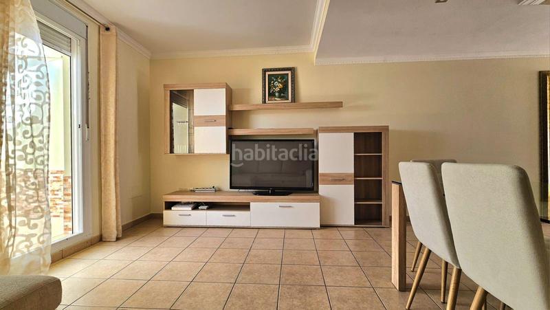 Foto df26295c-d563-4e9f-a7d5-c53bba873e3c. Chalet mit parking pool in Playa Fañabé Alto Adeje