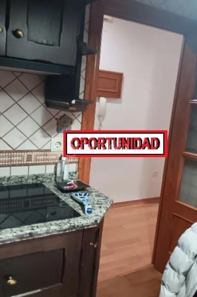 Foto c2c1aa51-8d4b-4488-bc94-21d8d08197fc. Flat in Torrefiel Valencia