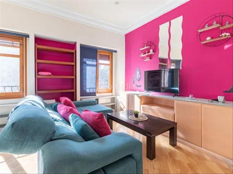 Foto e26539c3-52e5-47f7-9c48-b638623fdb98. Etagenwohnung mit heizung in Russafa Valencia