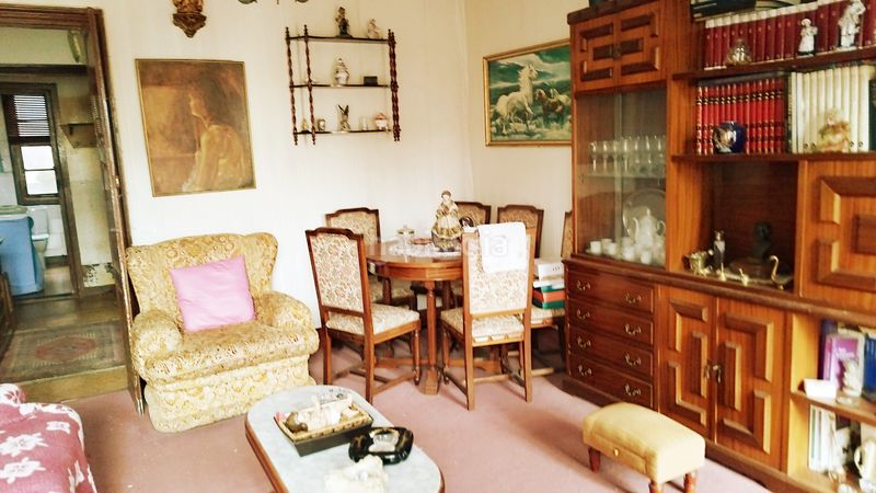 Foto e9679ff6-34f4-430b-9eff-c9417f126b70. Edifici a Casco Histórico Santiago de Compostela