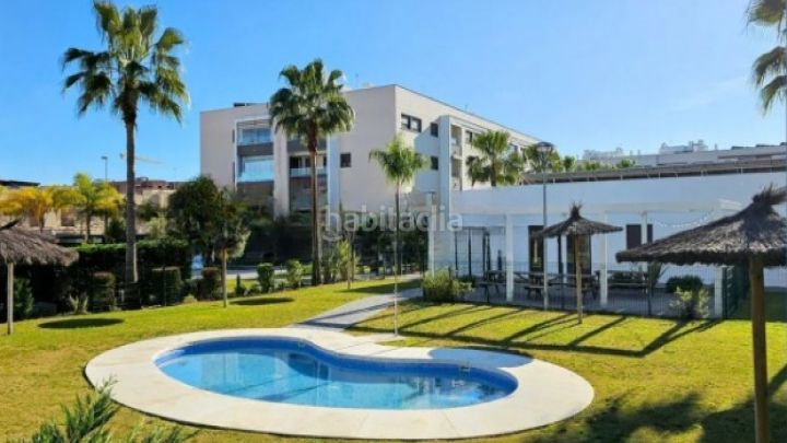 Foto d729d202-2f02-4683-89fa-6ec22a8f715a. Dúplex amb aparcament piscina a Caballero Bonald-S. José Obrero-Guadalcacín Jerez de la Frontera