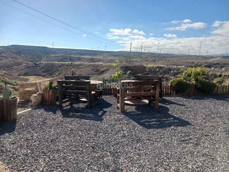 Foto fb51c733-c597-4658-ba1a-318b2b506a2a. Xalet amb aparcament a Arico