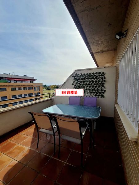 Foto aaa02aa6-3a5d-4777-9969-70e37dcf7988. Àtic amb calefacció aparcament piscina a Nuevo Hospital Ciudad Real