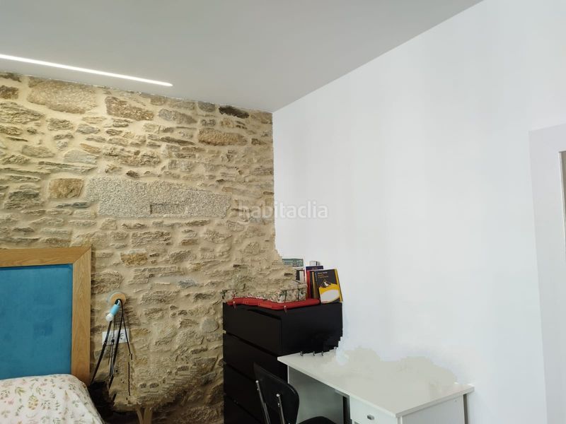 Foto 6fb1d834-9283-4fd2-ac8d-dae6cb2c8a3f. Edificio en Casco Histórico Santiago de Compostela