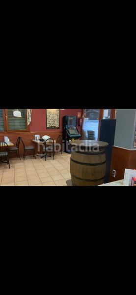 Foto aaed8b4d-f95e-4e9e-b07d-3b8f668de6e5. Local comercial amb calefacció a La Bordeta Lleida