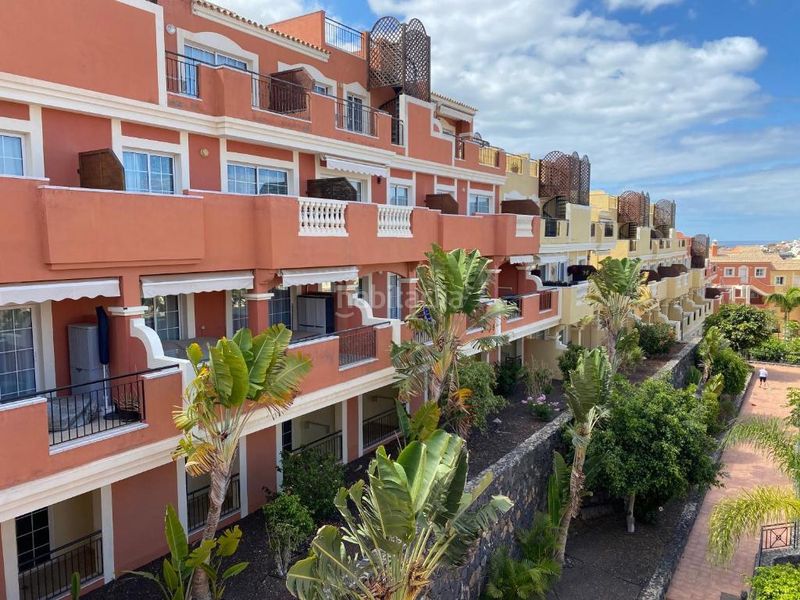 Foto 17d9634c-382a-42cf-be61-f748fffccf6c. Dúplex amb piscina a Los Cristianos Arona