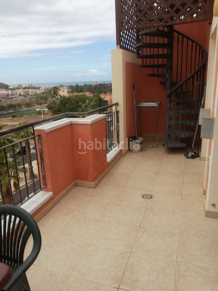Foto 4aa0b0ab-f954-4694-9bd1-8f9c37c7b04f. Dúplex amb piscina a Los Cristianos Arona