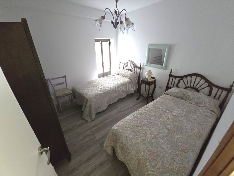 Foto 580a28ab-6699-4974-a10f-b6531f108c99. Casa adossada a Casco Antiguo Cáceres