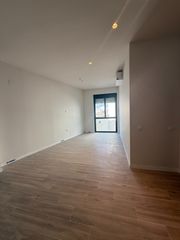 Lloguer Apartament  Larga