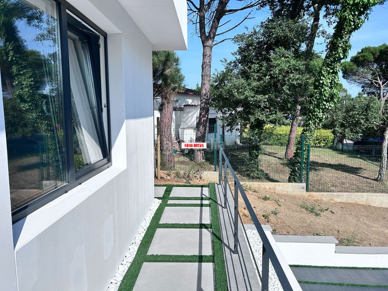 Foto 9d978f6e-c24a-44b5-bf76-c461da72dc56. Chalet en Llagostera