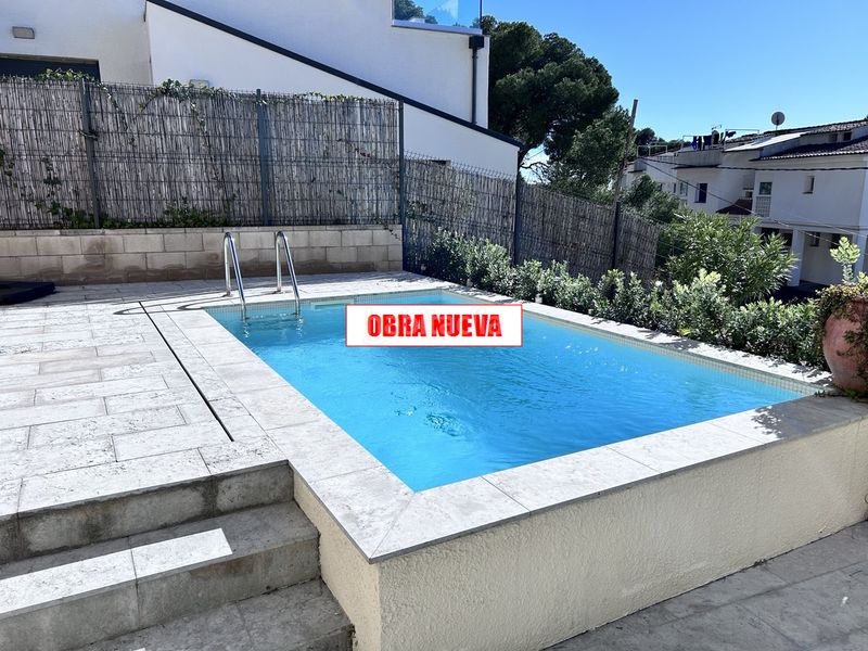 Foto 8400d81a-827e-4409-9092-0c01ff472d5f. Xalet amb calefacció aparcament piscina a l´Estartit poble Estartit
