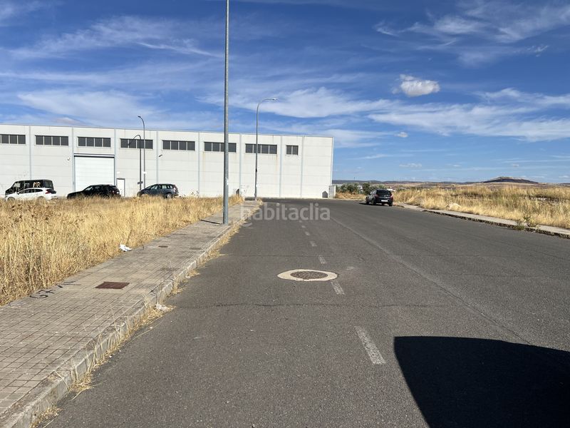 Foto ee5bbd1c-e50f-4882-a768-51973699b540. Area edificabile industriale in Almagro