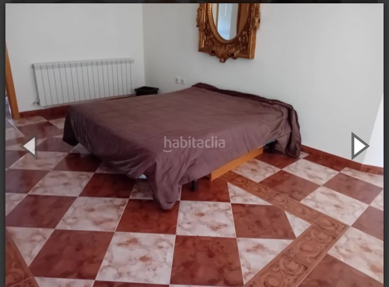 Foto b4797806-1785-46a4-ba4e-98366d6de93f. Xalet amb calefacció aparcament a Almagro