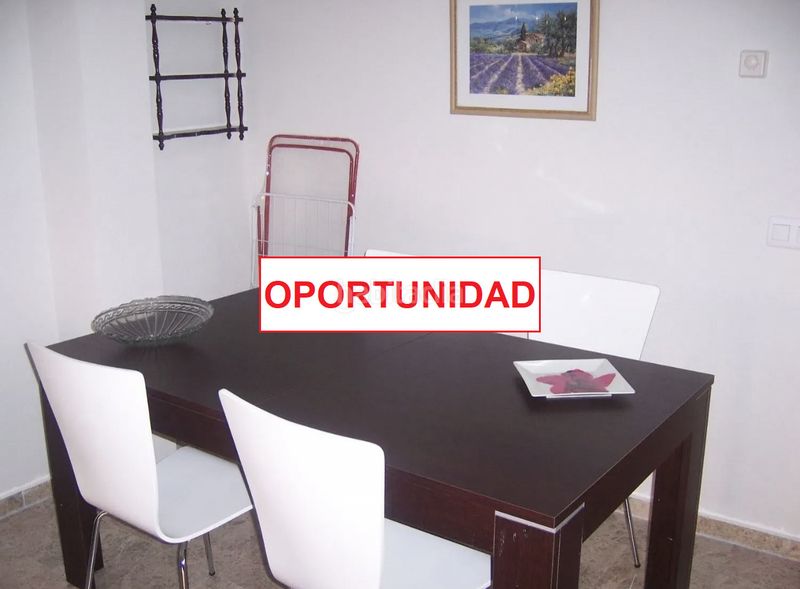 Foto ceaecabf-374f-4cf8-82a2-7ae0aa015561. Dúplex amb aparcament a Ciudad Jardín Ciudad Real