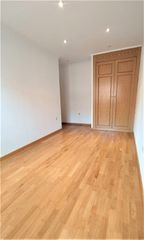 Location Appartement  Madamme curie