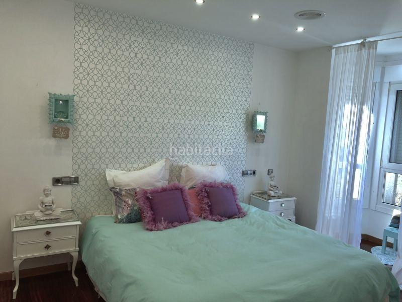 Foto 8275d35a-f8a1-4656-a035-3e854303300d. Chalet mit heizung parking in Ensanche - Sar Santiago de Compostela