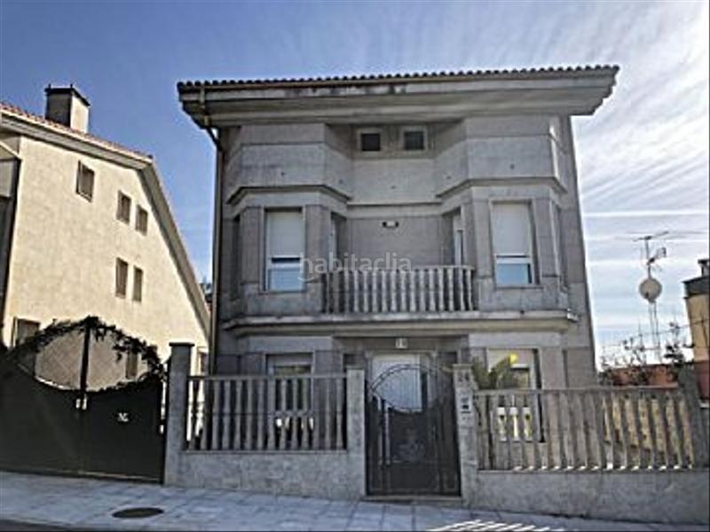 Foto ae0e53cb-5812-4438-9bd4-4ed63c238125. Chalet en Ensanche - Sar Santiago de Compostela