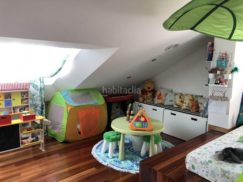 Foto ff7bc8a8-b4b5-4682-8899-269c1651345e. Chalet en Ensanche - Sar Santiago de Compostela