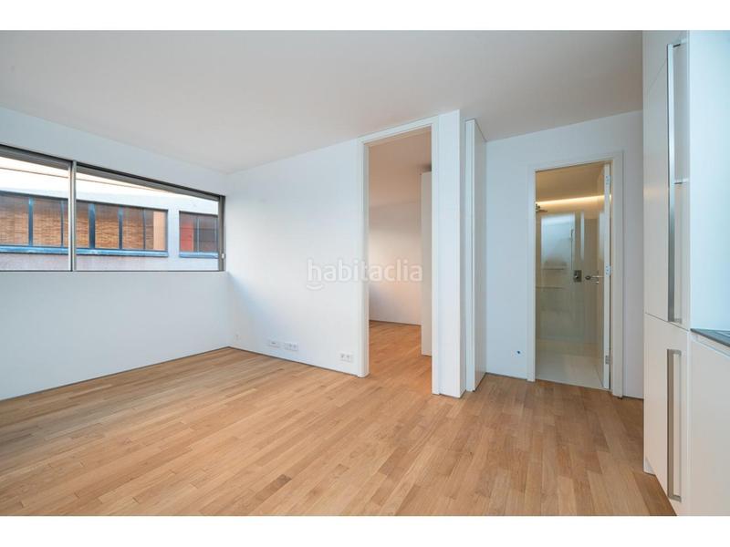 Foto 5617ed74-5e9b-47cb-9f88-65081308e1aa. Location appartement avec chauffage parking piscine dans Madrid