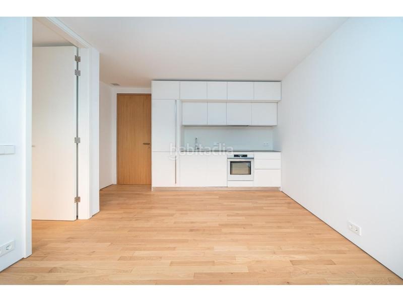 Foto 7b709d4b-c783-43cb-bd45-6ce657ae560b. Location appartement avec chauffage parking piscine dans Madrid