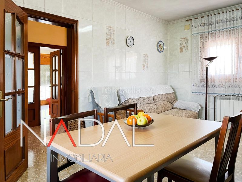 Foto ae6a7c21-495f-48fc-a99b-b40fe93c54d5. Casa amb aparcament a Castellbisbal