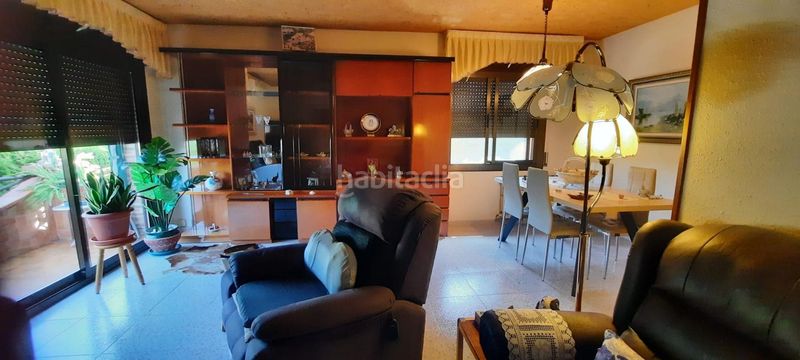 Foto 7eb4d311-b4ce-4cf6-8dff-f8f8a1bfc8e4. Casa amb aparcament a Castellbisbal