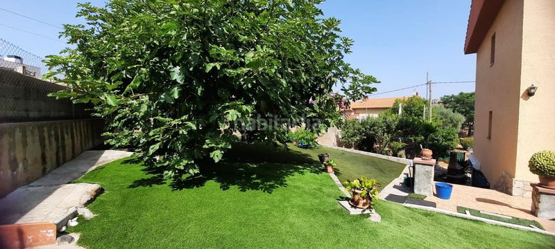 Foto cb0667d2-37a0-4aaf-a598-54693746185c. Casa amb aparcament a Castellbisbal
