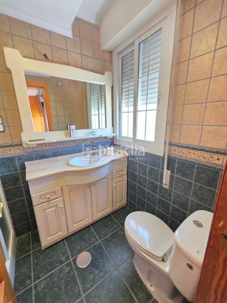 Foto b9165636-46be-45a9-9fe9-87fb4bc4ce36. Casa amb aparcament a Los Molinos - Villa Blanca Almería