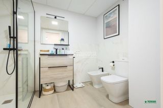 Flat in Los Molinos - Villa Blanca. Piso en venta en almería