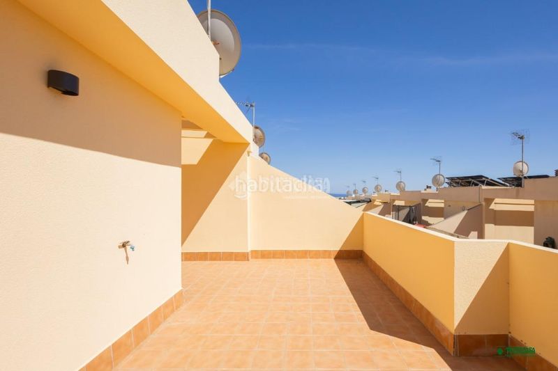 Foto c3d74c77-3a96-44db-8d27-868ed603a7b0. Casa aparellada a Los Molinos - Villa Blanca Almería