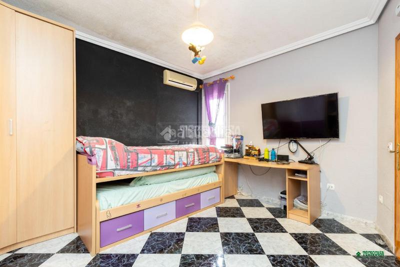 Foto 60a46609-cf8f-4c9b-bc6e-3c2617ded907. Piso  en venta en Los Molinos - Villa Blanca Almería